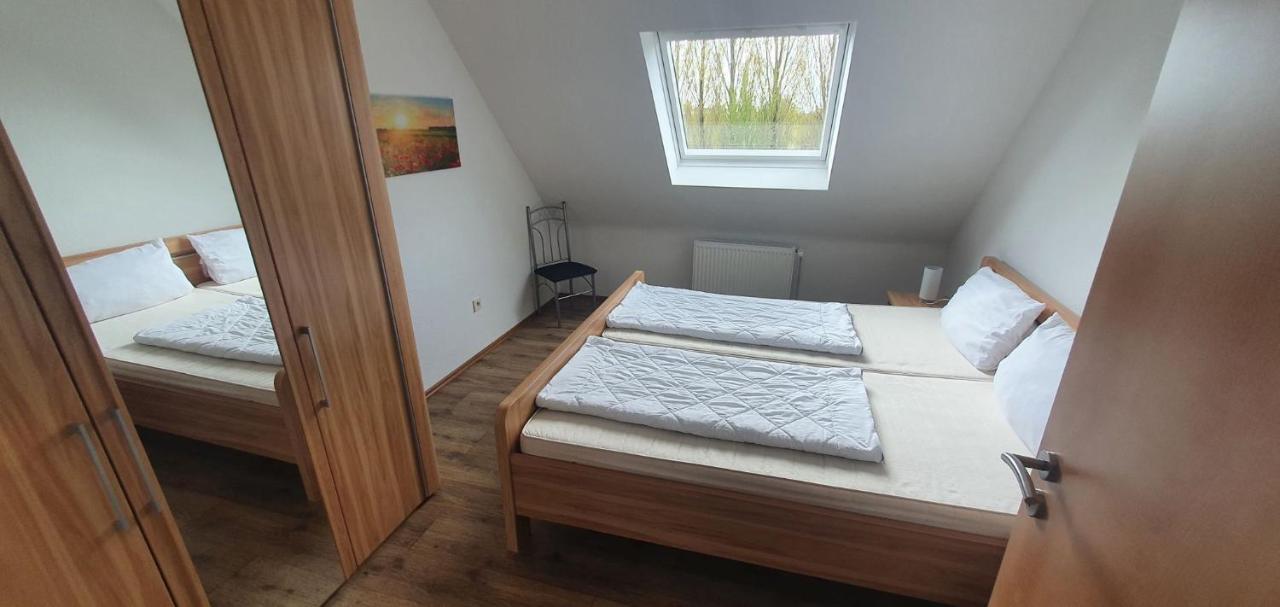 Ferienhaus Am Wellenpark Norddeich Eksteriør billede